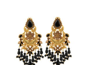 Stylish Earrings with balck stones