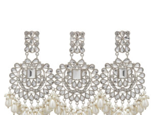Luxury Earrings with white stones