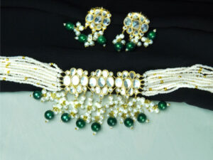White & Green Kundan chokar Neckles Set