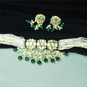 White & Green Kundan chokar Neckles Set