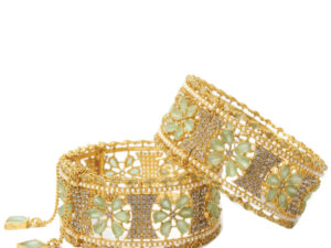 AMERICAN DIAMOND  ZIRCON  WITH AQUA MINT STON ON THE BASE OF GOLD(SINGLE)