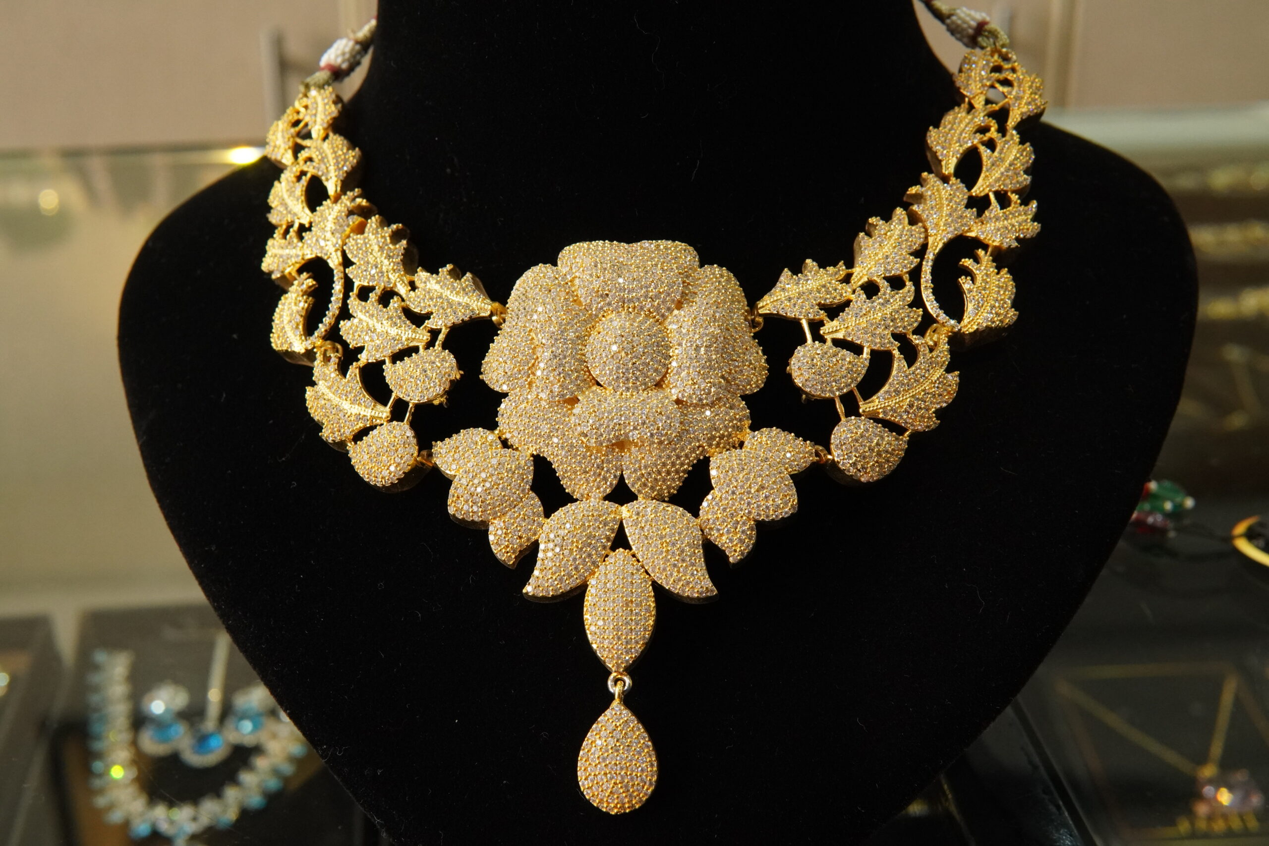 AMERICAN DIAMONDS ZERCON PREMIUM SET - Image 5