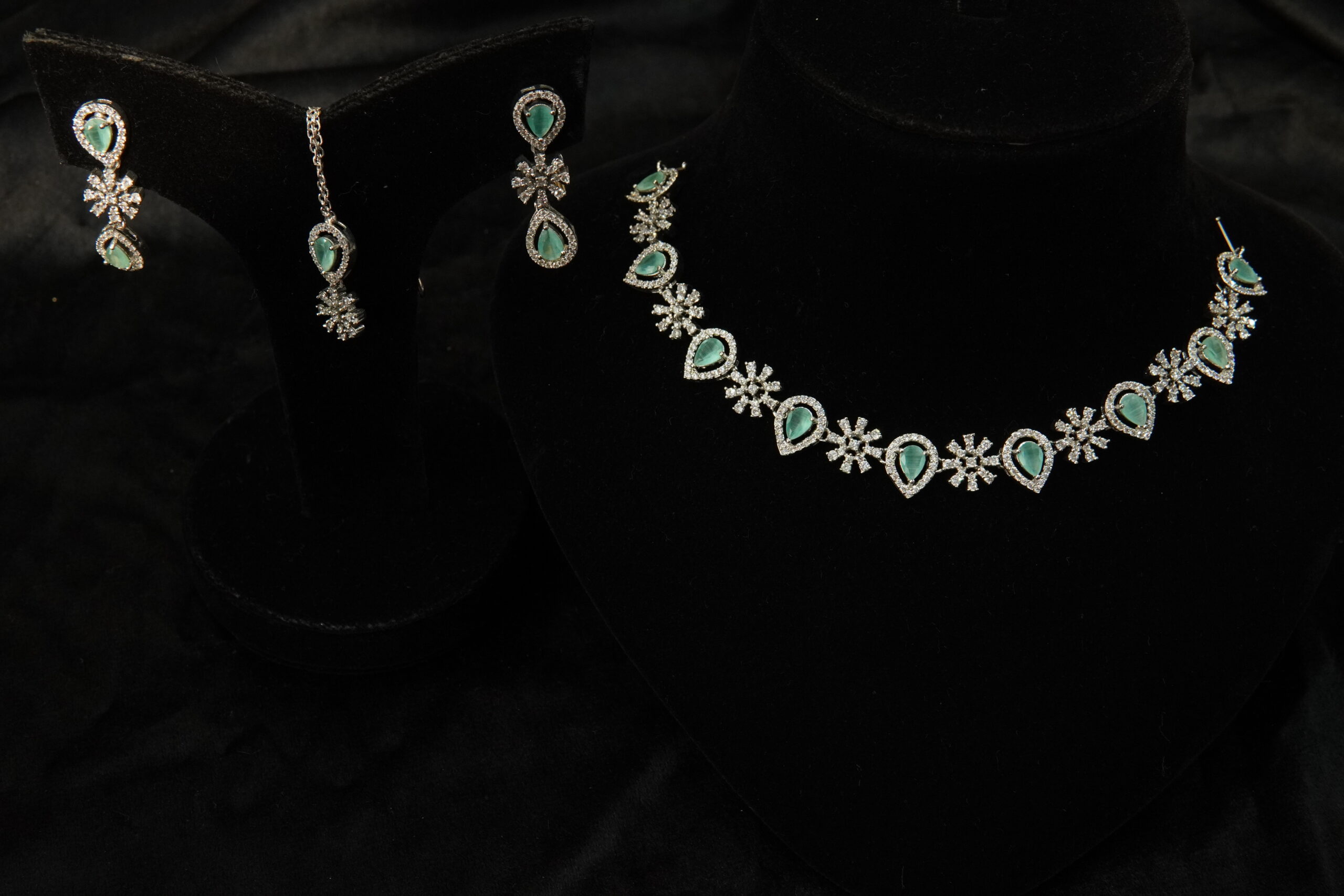 SILVER AND BLUE AMERICAN DIAMOND PARTY WEAR - Image 2