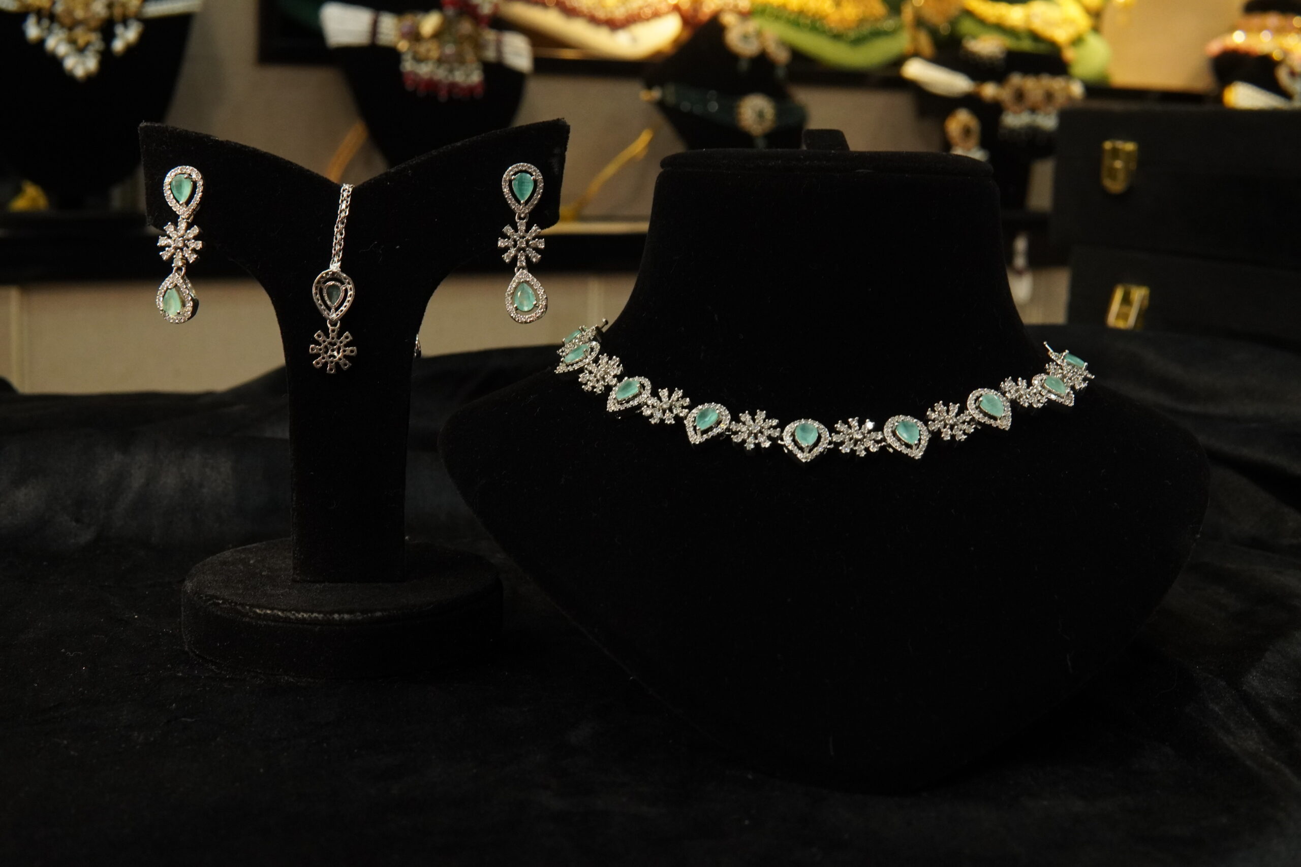 SILVER AND BLUE AMERICAN DIAMOND PARTY WEAR - Image 3