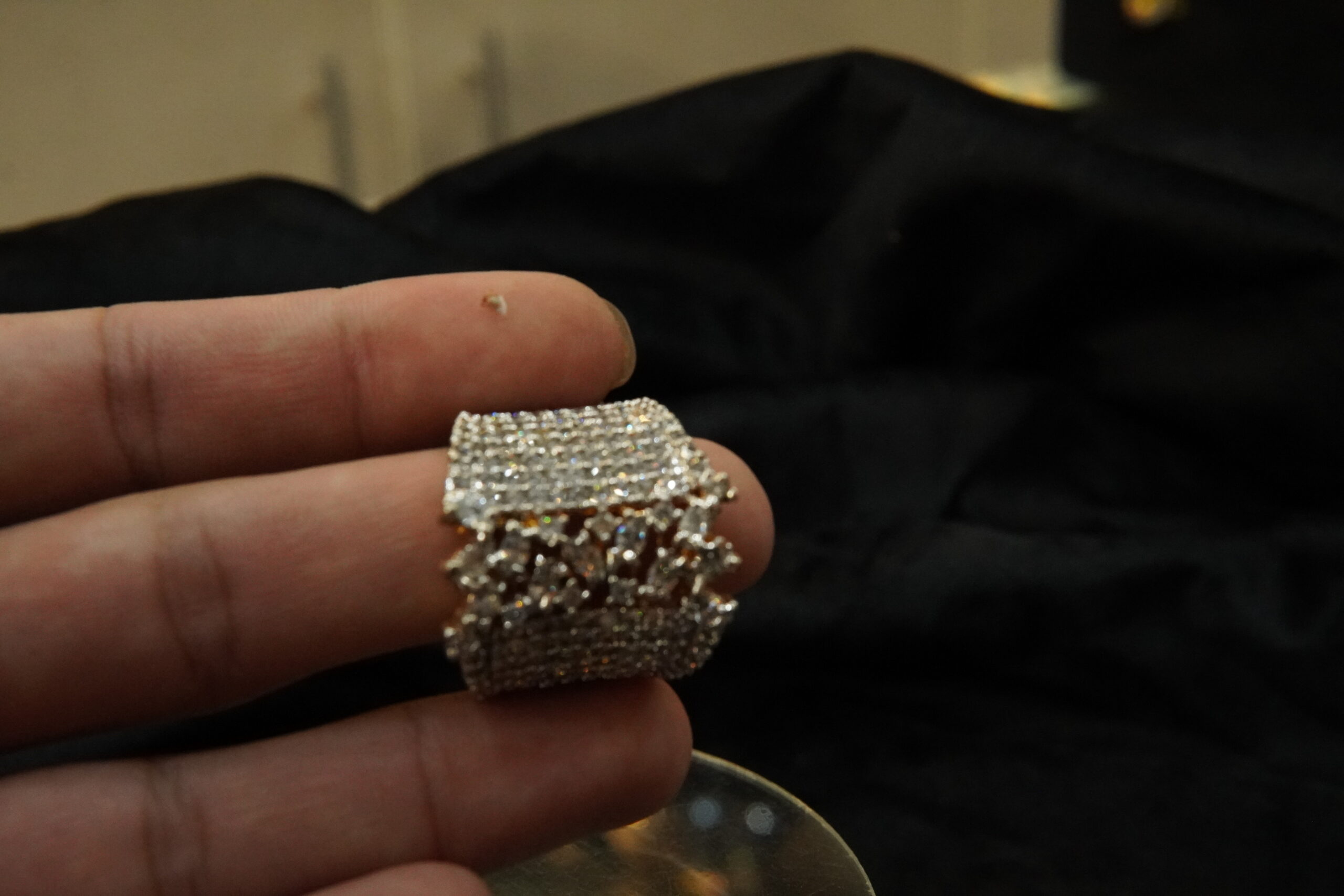 Rings with white stone - Image 5