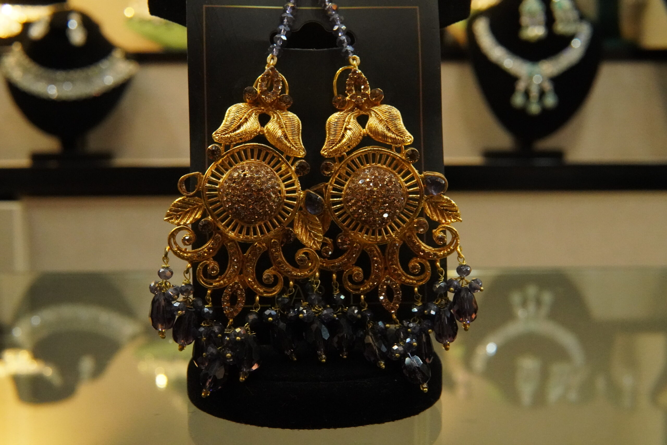 Stylish Earrings with balck stones - Image 3